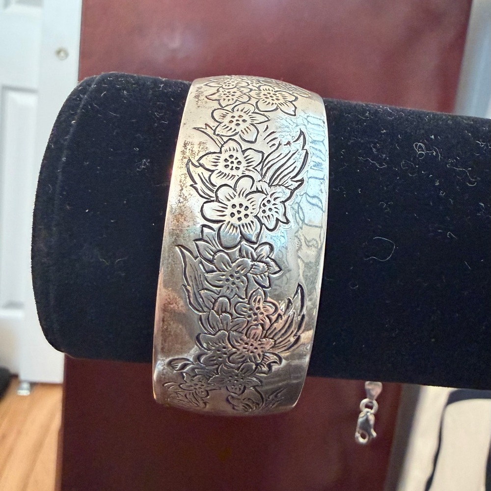 Vintage Floral Sterling Silver Cuff Bracelet